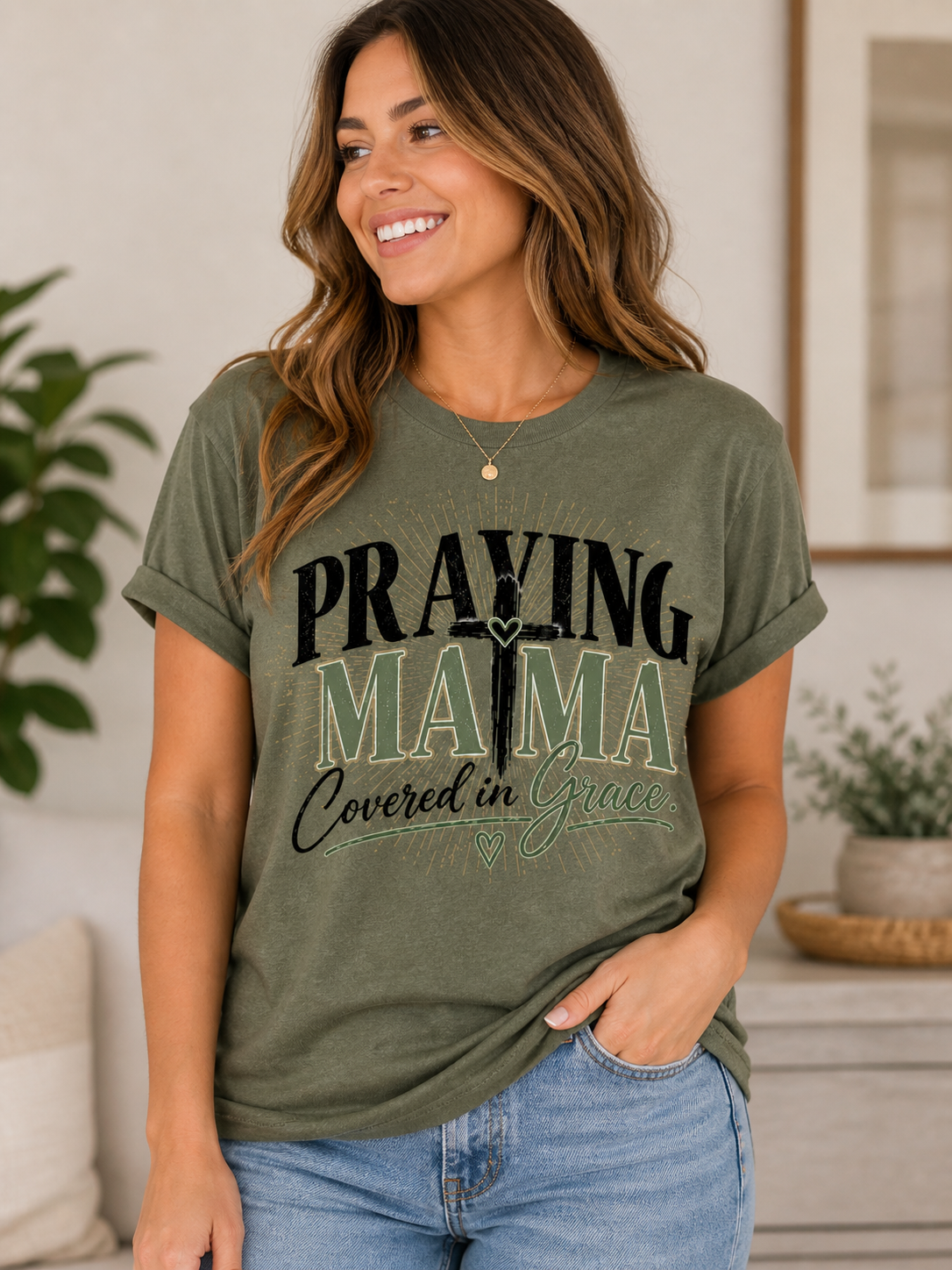 Praying Mama – Covered in Grace Tee